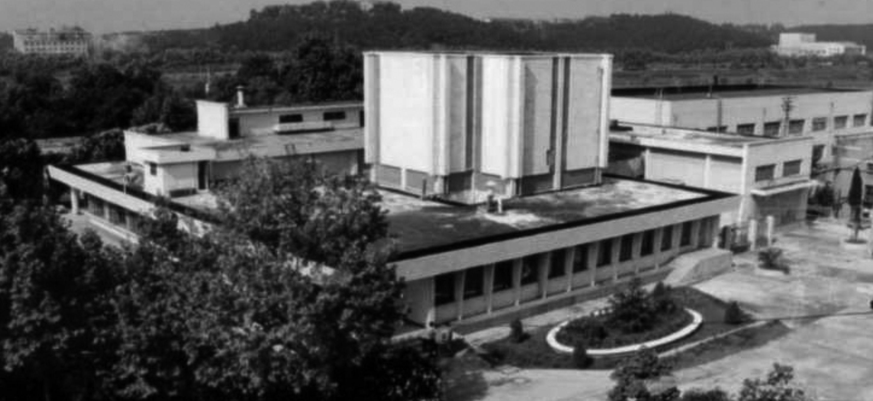 回顾武汉三十年筚路蓝缕走出追光路_回顾武汉三十年筚路蓝缕走出追光路_