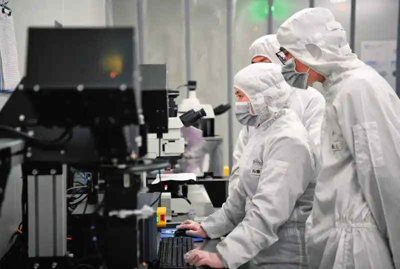 引领新常态新方位__新理念引领新常态新实践